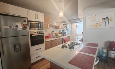 CASA CON INCREIBLES ACABADOS Y DISEÑO MODERNO ¡ AGENDA TU CITA HOY!
