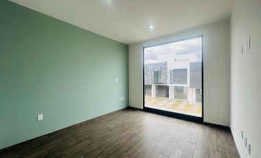 CASA EN VENTA 3 RECAMARAS, ALBERCA TECHADA A 45 MINUTOS DE CDMX