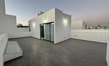 CASA EN VENTA 3 RECAMARAS, ALBERCA TECHADA A 45 MINUTOS DE CDMX