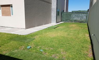 CUMBRES DEL LAGO JURIQUILLA DEPARTAMENTO DE LUJO AMUEBLADO EN PLANTA BAJA 2 RECAMARAS