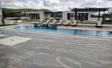 CUMBRES DEL LAGO JURIQUILLA DEPARTAMENTO DE LUJO AMUEBLADO EN PLANTA BAJA 2 RECAMARAS