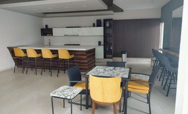 CUMBRES DEL LAGO JURIQUILLA DEPARTAMENTO DE LUJO AMUEBLADO EN PLANTA BAJA 2 RECAMARAS