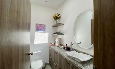 CASA DE 1 PLANTA EN VENTA EN TUMBACO