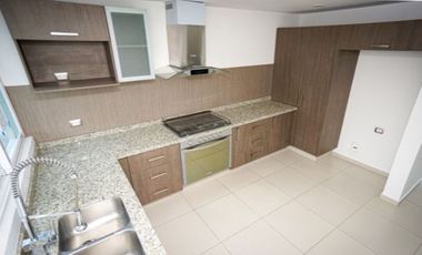 CASA EN RENTA, AMPLIA Y EN ESQUINA, CONDOMINIO CERRADO, CAÑADAS DEL LAGO CORREGIDORA QUERETARO