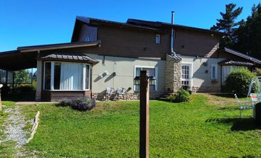 COMPLEJO DE 4 DUPLEX - ENTREPINOS - BARILOCHE