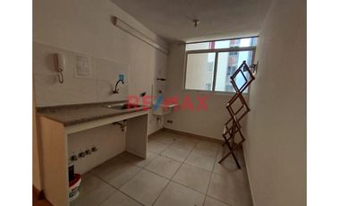 Alquiler De Dpto. Con Ascensor En 5To Piso Condominio Oasis De Piura // ID: 1125052