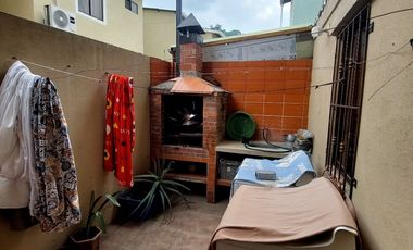 Vendo Casa en La Joya de 3 Dorm. y Garage Techado, 136 m² de Construccion.