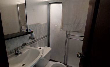 Vendo Casa en La Joya de 3 Dorm. y Garage Techado, 136 m² de Construccion.