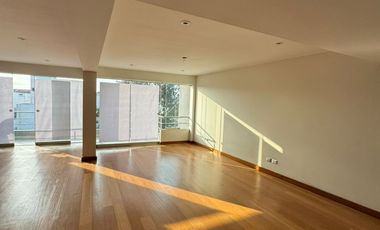 Pent House de 282 m² Totalmente Impecable en con Vista a La Calle en San Borja