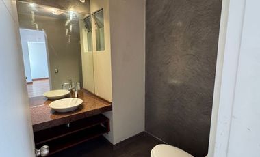 Pent House de 282 m² Totalmente Impecable en con Vista a La Calle en San Borja