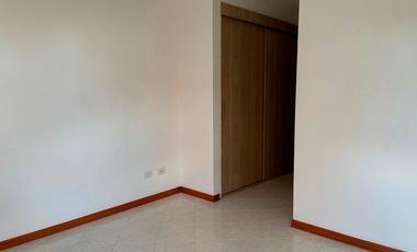47896 Apartamento en arriendo en el sector Mayorca, Envigado