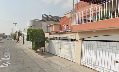 !! CASA EN VENTA, EXELENTE OPORTUNIDAD DE INVERSION, PROPIEDAD YA ADJUDICADA¡¡ -Av Mariano Abasolo 28, Fraccionamiento Las Americas, Las Américas, 550