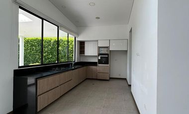 Casa Campestre para el Arriendo ubicada en cerritos