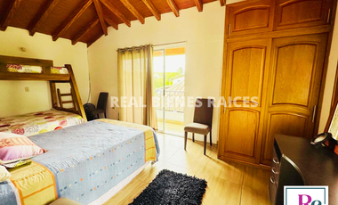 VENDO ESPECTACULAR FINCA EN EL CARMEN DE VIBORAL