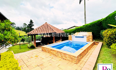 VENDO ESPECTACULAR FINCA EN EL CARMEN DE VIBORAL