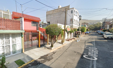 HERMOSA CASA ADJUDICADA EN VENTA CERCANA A WALMART TOLTECAS TLALNEPANTLA