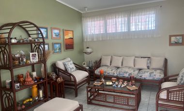VENDO LINDA CASA EN COSTA DE ORO SALINAS