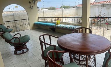 VENDO LINDA CASA EN COSTA DE ORO SALINAS