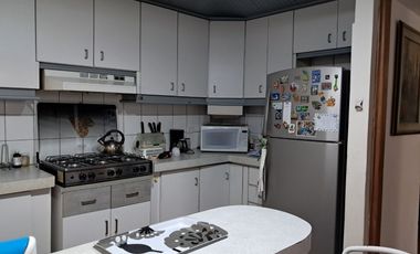 En venta bonita casa de 4 dormitorios en Kennedy Nueva