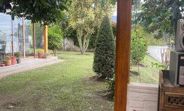 HERMOSA CASA EN CUMBAYA EXCELENTE UBICACION