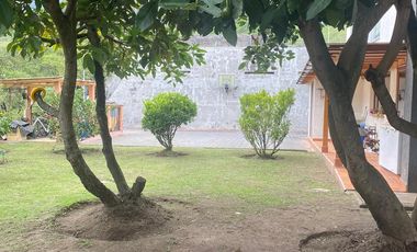 HERMOSA CASA EN CUMBAYA EXCELENTE UBICACION