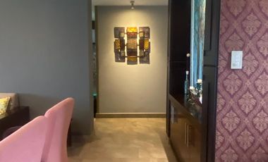 HERMOSA CASA EN CUMBAYA EXCELENTE UBICACION