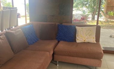HERMOSA CASA EN CUMBAYA EXCELENTE UBICACION