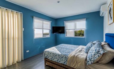 Luxurious Modern House with Ocean View in Alta Vista Residences