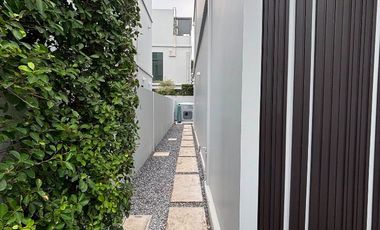 #ให้เช่า วีเว่ บางนา กม.13 บ้านสวยเงียบสงบ พร้อมที่ชาร์จรถ EV 22kw 3 เฟส เดินทางสะดวก เลี้ยงสัตว์ได้