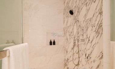 3 Bedrooms For Sale at Four Seasons Private Residences