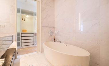 3 Bedrooms For Sale at Four Seasons Private Residences