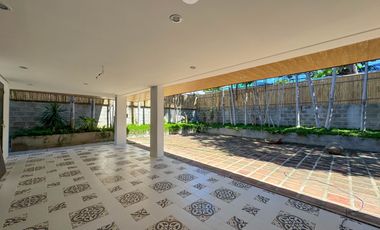 Merville Park, 5-Bedroom House for Sale, Parañaque City