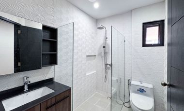 Merville Park, 5-Bedroom House for Sale, Parañaque City