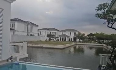 Samborondon, Venta de hermosa casa 4 dormitorios con piscina vista al lago