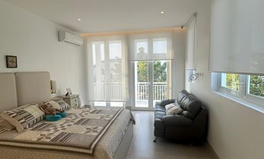 Samborondon, Venta de hermosa casa 4 dormitorios con piscina vista al lago