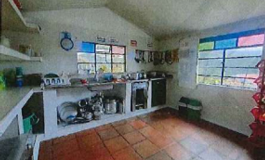 ESPECTACULAR CASA Y LOTE  EN VENTA SOBRE LA VIA