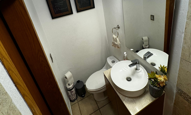 CASA EN VENTA PARQUES DEL BOSQUE, TLAQUEPAQUE