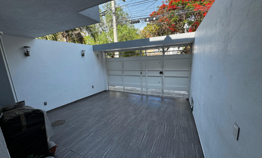 CASA EN VENTA PARQUES DEL BOSQUE, TLAQUEPAQUE