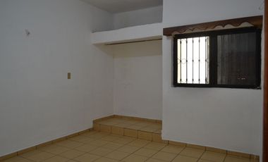 CASA EN ARBOLEDAS DEL CARMEN a solo 5 min de Walmart 3er. anillo