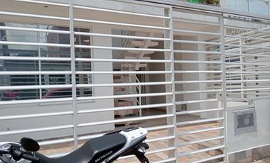 VENDO CASA 3 PLANTAS INDEPENDIENTES , CIUDAD 2000, CALI