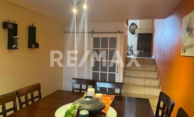CASA EN VENTA EN VILLA FONTANA