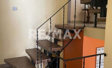 CASA EN VENTA EN VILLA FONTANA