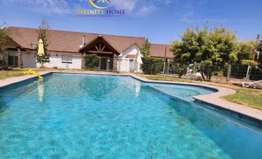 Parcela con gran Piscina en Condominio San Francisco Chacabuco Colina