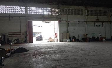 Galpón-Bodega de alquiler en Conjunto de Bodegas, Vía a Daule km 8.5.