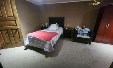 Excelente Casa en AV. Domingo Santa María Muy Amplia