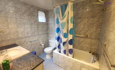 Excelente Casa en AV. Domingo Santa María Muy Amplia