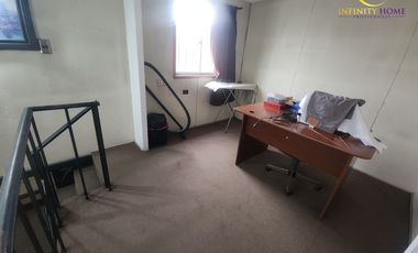 Excelente Casa en AV. Domingo Santa María Muy Amplia