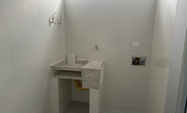 LOCAL COMERCIAL AVENIDAD CERO