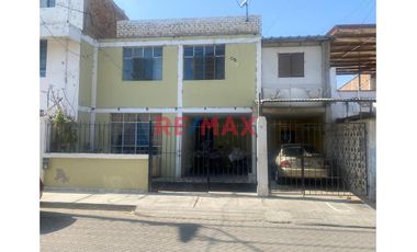 Casa En Venta En Urb. Bancaria // ID: 1121118