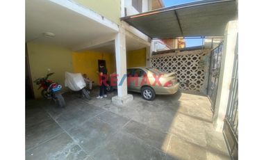 Casa En Venta En Urb. Bancaria // ID: 1121118